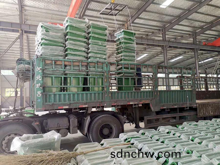 240L金(jin)屬垃圾桶(tong)